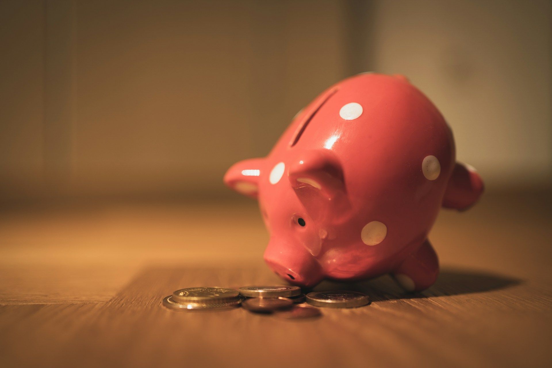 10 Tips to Help You Earn and Save Money