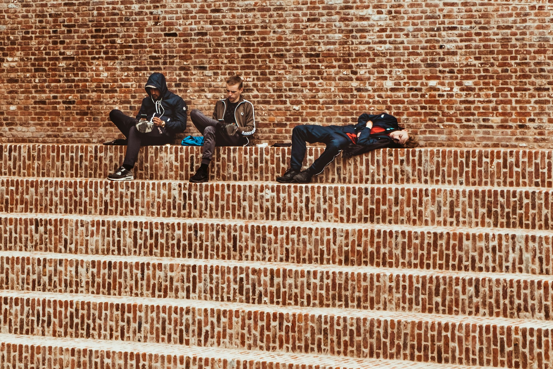 Can teenagers get addicted to alcohol or drugs?