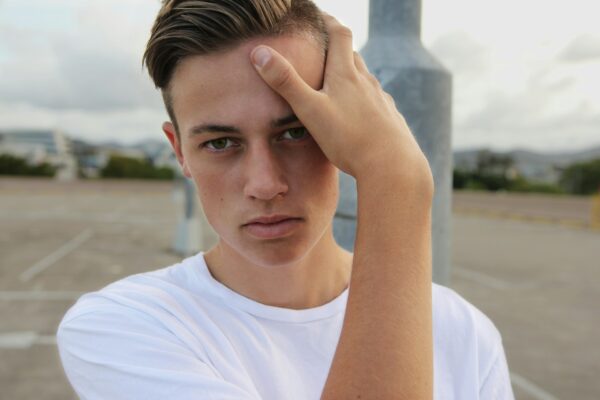 How can I make my hair look good for school?