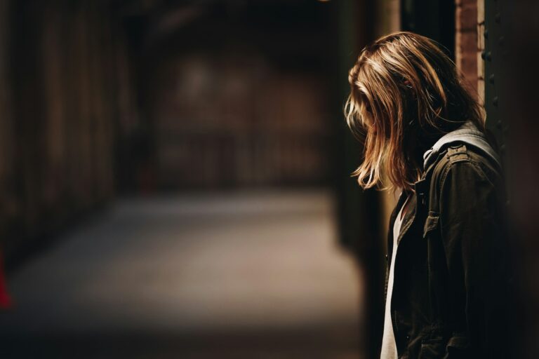 How do I know if someone is addicted to something?