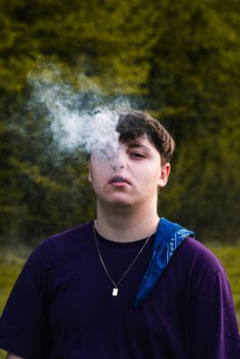 What are the risks of vaping?
