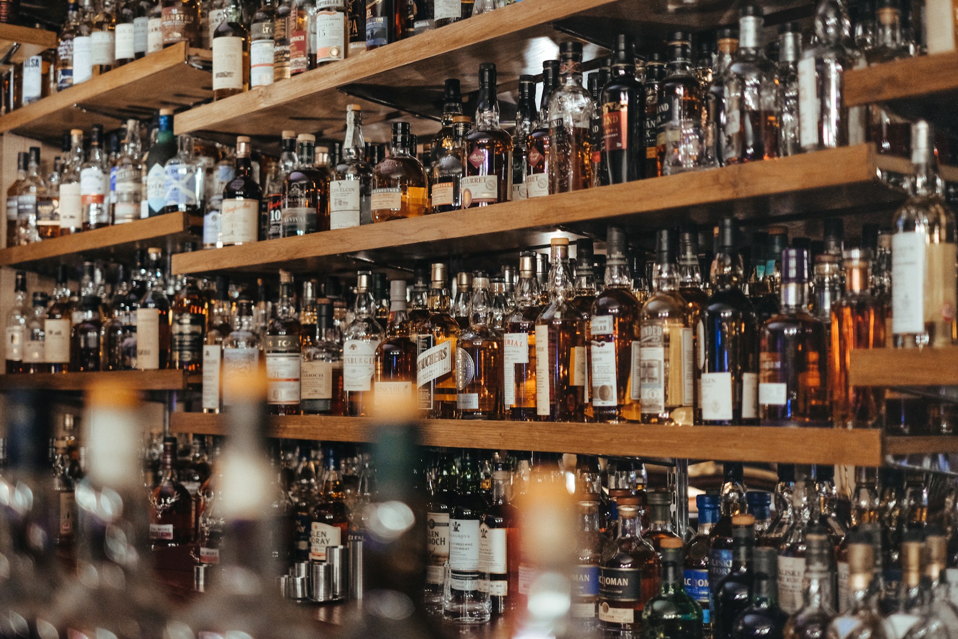 What is the legal drinking age in the UK?