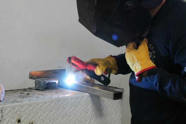 Can I do an apprenticeship instead of going to Sixth Form?