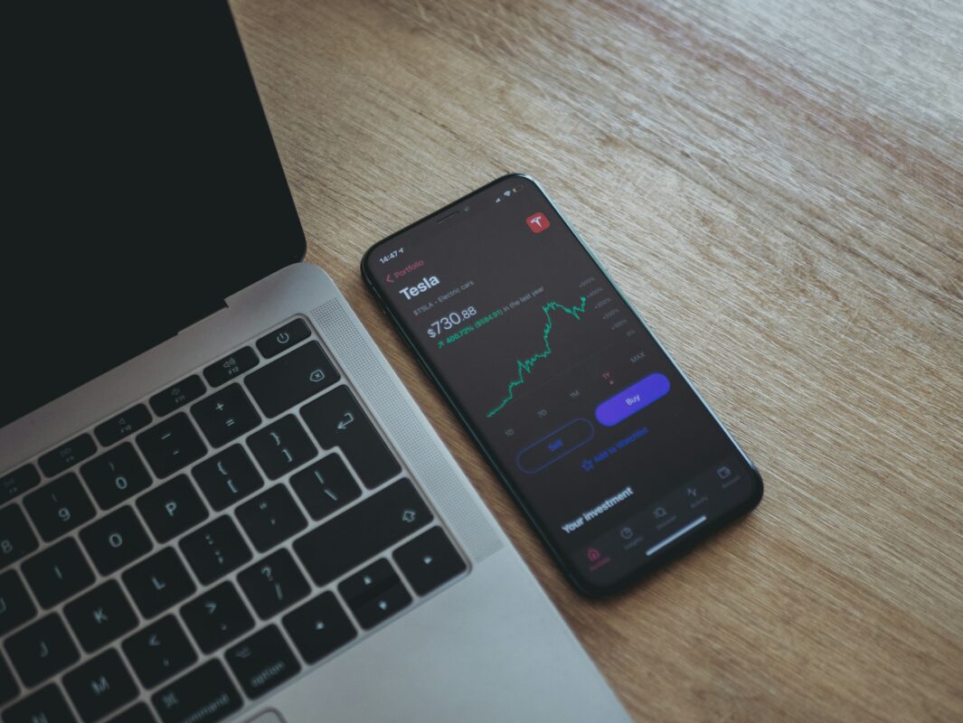 Can I invest money as a teenager?