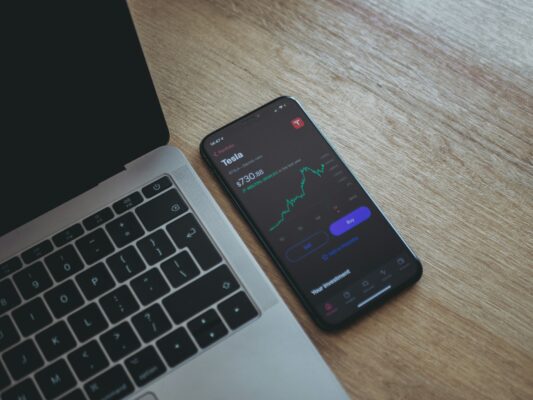 Can I invest money as a teenager?