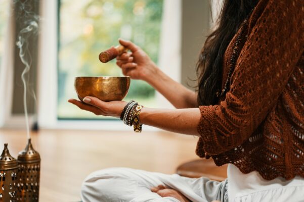 Can relaxation techniques improve sleep?