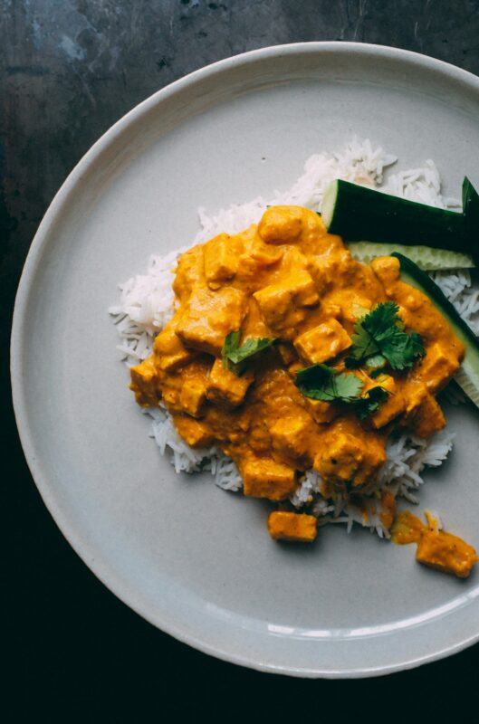 How do I handle eating out as a vegetarian?
