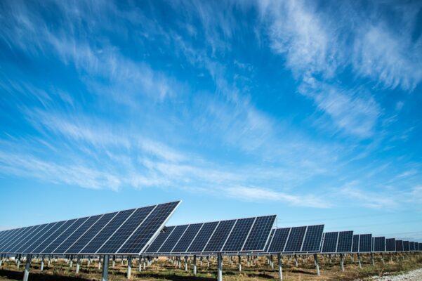 What are renewable energy sources?
