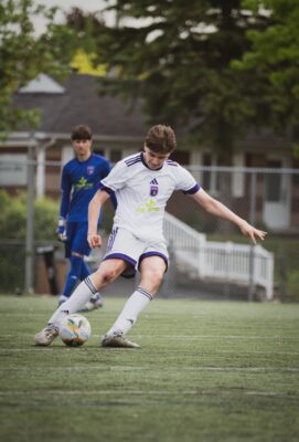 What should I eat to perform better in sports?