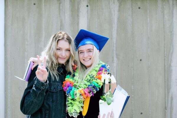 Kind, Honest, Safe - What a Healthy Relationship Really Feels Like