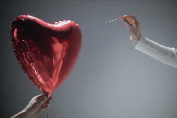 Red Flags in Relationships You Shouldn't Ignore