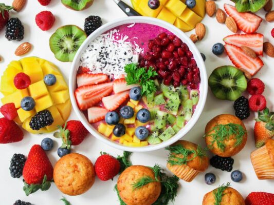 Smoothies, Shakes and Snacks - Nutrition on the Go